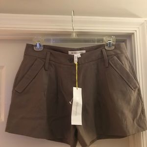 Tailored dress shorts